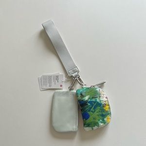 NWT Lululemon Dual Pouch Wristlet